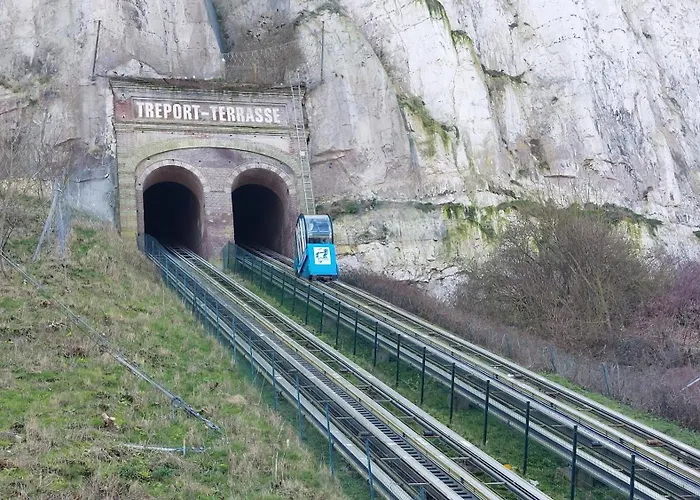 Marguerite * 勒特雷波尔